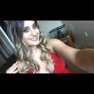 Meet your Posher, Dalida